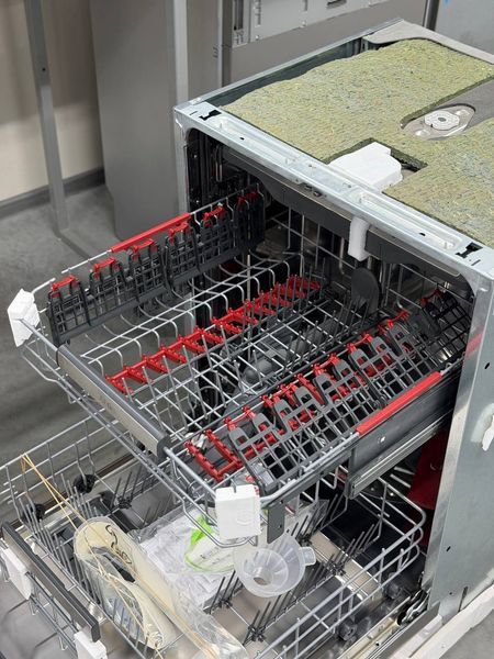 НОВА! Посудомийка AEG FBB73707PM FBB73707PM фото