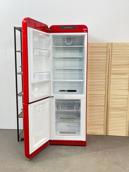 Двохкамерний холодильник Smeg FAB32LRN1 FAB32LRN1 фото